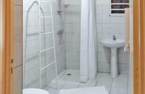 Sainte-Anne Apartment | Modern Appartement in Sainte Anne with Pool & Garden