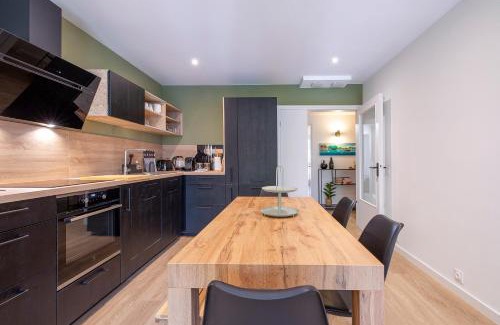 Annecy Old Town Apartment | Modern Apartment in the Heart of Annecy - Steps from the Lake