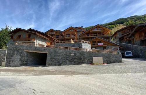Le Bettaix Apartment | Modern Apartment Near Slopes with Large Terrace - Le Bettaix