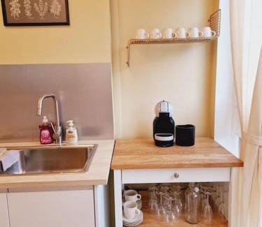 Le Chesnay Apartment | Modern Apartment Near Versailles Park with Parking