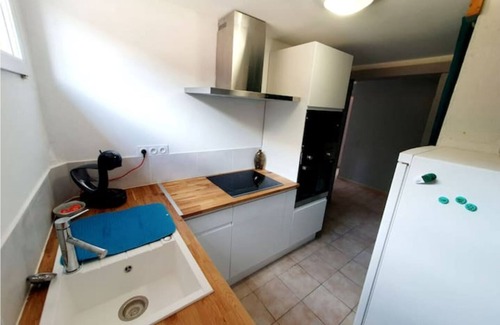 Maraussan Apartment | Modern Fully Equipped Apartment with Top Guest Ratings