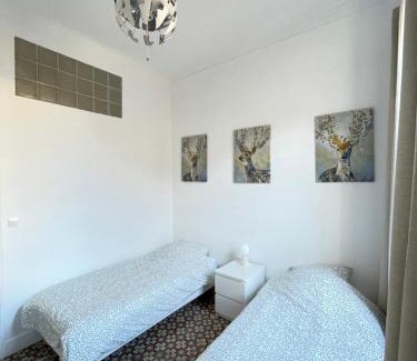 Quartier Administrations Apartment | Inviting Appartemment Nimes Arènes - Guest Rated 9.1/10