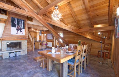Les Deux Alpes Apartment | Family-Friendly 4-Star Appartement Noel Martin - 9.5 Rated