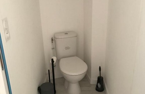 Savigne-lʼEveque Apartment | Comfortable Appartements 4 & 8: Pet and Child Friendly Stay