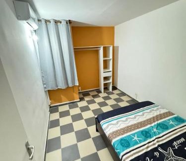 Pointe-a-Pitre Bed & Breakfast | Appartement paisible en colocation