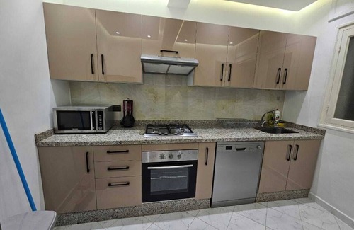 Tangier Apartment | Perfectly Equipped Apartment in Prime Location, Tanger