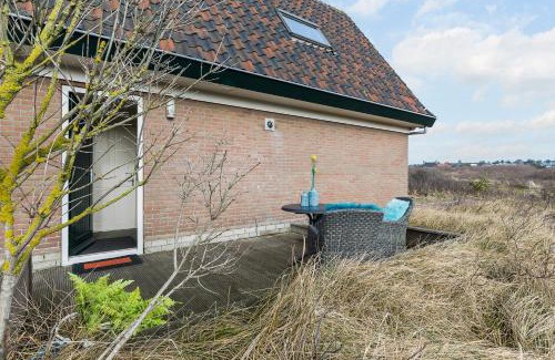 Bergen aan Zee Apartment | Discover Appartement Parkweg: Guest Rated 7.9/10