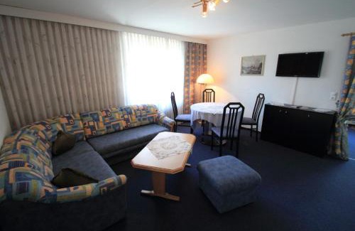 Medraz Apartment | Relax at Appartement Pavillon with Oceanfront Views