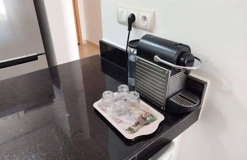 Asilah Beach Apartment | Cozy Appartement Pieds Dans L'eau: Pet and Child Friendly