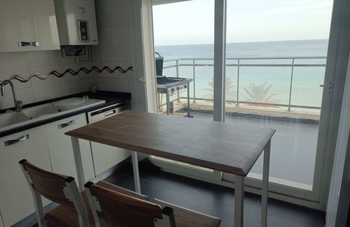 Sousse - Monastir Apartment | Seaside Apartment with Pet-Friendly Amenities in Tourist Zone