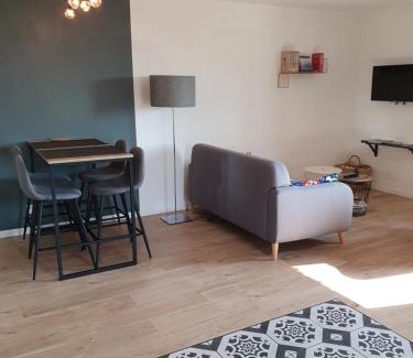 La Bohalle Apartment | Comfortable Appartement Pierres de Loire with Family Amenities
