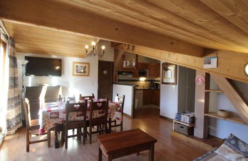 Aussois Apartment | Appartement pour 6 pers à Aussois avec balcon et Internet - FR-1-508B-15