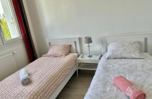 Larmor-Plage Apartment | Cozy Appartement near the Sea, Perfect for Families & Pets