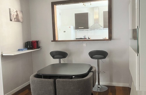 Front de Lac Apartment | Convenient Apartment Near Paris with Family-Friendly Amenities