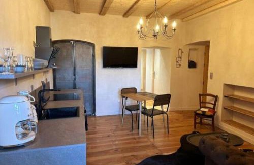 Corte Apartment | Elegant Appartement Prestige Near Cour Paoli for Families
