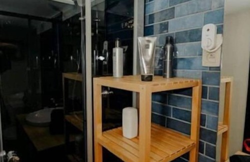 Sclayn Apartment | Relax in a Private Apartment with Indoor Jacuzzi & Pool
