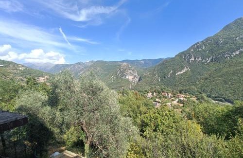 Utelle Apartment | Private Appartement in a Family-Friendly Home with Pets Welcome
