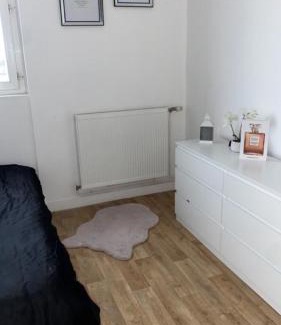 Beauvais Apartment | Convenient Appartement Near Beauvais-Tillé Airport - 8.6/10