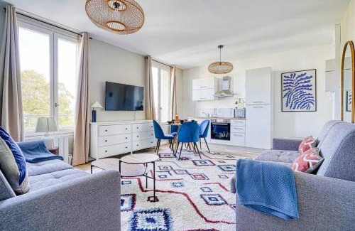 Petit-Ivry Apartment | Cozy Apartment Near Porte de Choisy for Families