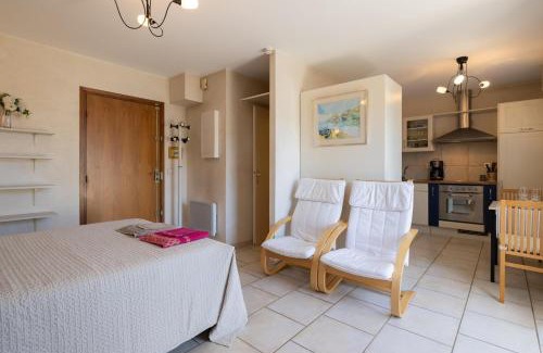 Annecy Apartment | Accessible Getaway near Lake and Shopping - Rated 9/10