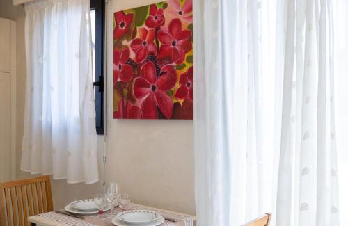 Annecy Apartment | Accessible Getaway near Lake and Shopping - Rated 9/10