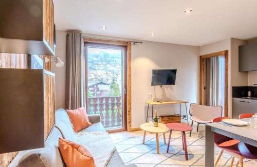 Morzine Apartment | Renovated 4-Star Apartment in Morzine, Steps from Pistes