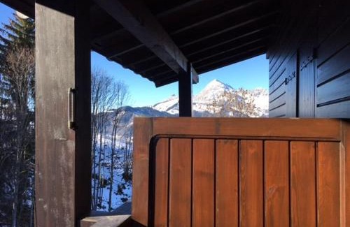 Crest-Voland Apartment | Cozy Apartment by the Slopes with Mezzanine and Great Views