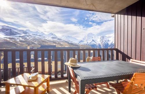Peyragudes Apartment | Modern Peyragudes Apartment for 8 with Balcony & Free Parking