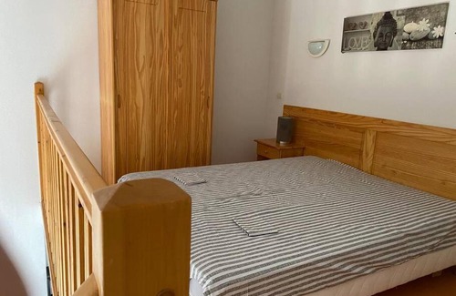 Calvisson Apartment | Pet-Friendly Appartement P2 with Ocean View & Pool