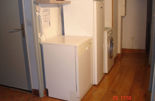 La Bourboule Apartment | Cozy 2-Bedroom Apartment in City Center with Wifi & Garage