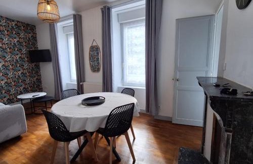 Mayenne Apartment | Cozy City-Center Apartment with Bike Rentals Available