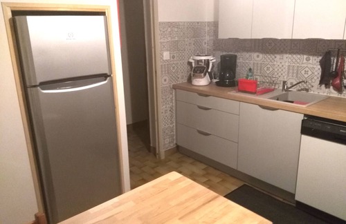 Gap Apartment | Comfortable 63 m² Apartment for 4 Near Shops & Parks