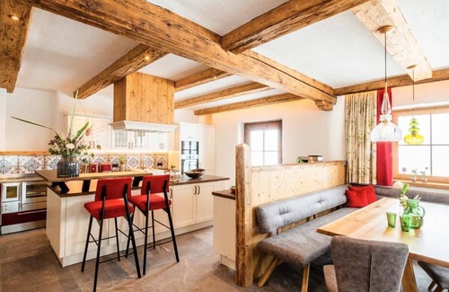 Radstadt Apartment | Resi Superior Apartment at Gutshaus Mandlberggut Awaits