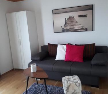 Strobl Apartment | Guest Favorite: Appartement Roland with Hot Tub & Breakfast
