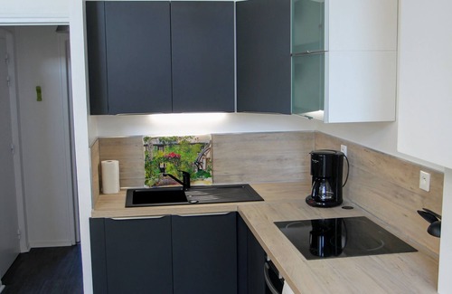 Roubaix Apartment | Guest Rated 10/10: Appartement Roubaix Gare for 6 Guests