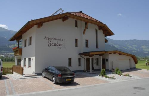 Stumm Apartment | Highly Rated Appartement Sandra for Your Perfect Stay