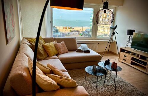 Knokke Apartment | Seaview Appartement with Oceanfront Access & Great Amenities
