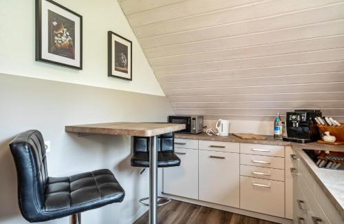 Langenargen Apartment | Guest Rated 9.2: Appartement Seefreunde with Family Amenities