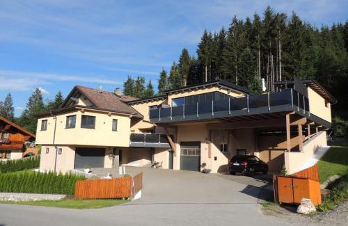 Michaelerberg-Pruggern Apartment | Discover Appartement Seggl 2: Perfect for Families & Pets