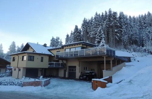 Michaelerberg-Pruggern Apartment | Pet-Friendly Appartement Seggl: Rated 9/10 with Breakfast