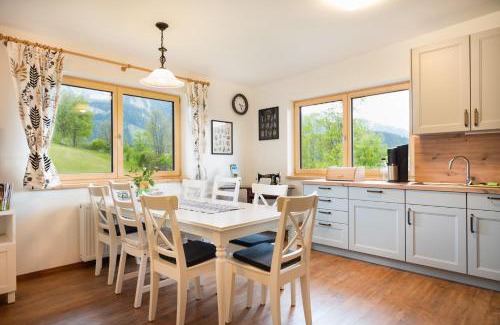 Ramsau am Dachstein Apartment | Family-Friendly Appartement Sonnenheim with Top Guest Rating