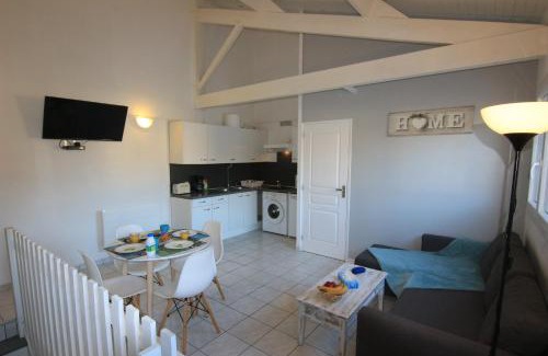 Soulac-sur-Mer Apartment | Cozy Appartement SOULAC SUR MER Steps from the Beach