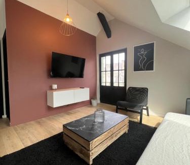 Dol-de-Bretagne Apartment | Bright and Inviting Apartment Near Historic Center