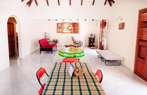 Le Bourg Apartment | Spacious 90 m² Apartment in Morne a l'Eau with Garden