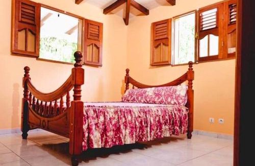 Le Bourg Apartment | Spacious 90 m² Apartment in Morne a l'Eau with Garden