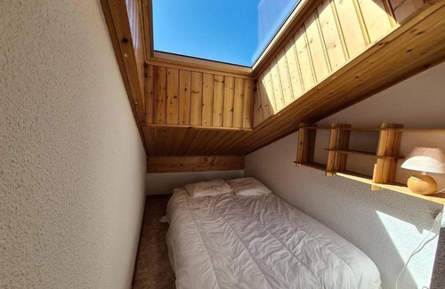 Areches Apartment | Spacious 3-Bedroom Apartment for Families - MER13