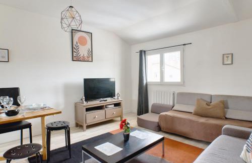 Bobigny Apartment | Spacious Family Apartment in a Prime Location