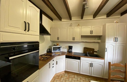 Beaufort Apartment | Spacious 3-Bedroom Apartment for Families and Pets - ARA101