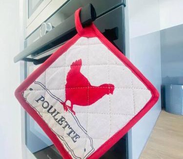 Laon Apartment | Elegant Family-Friendly Apartment with High Guest Ratings