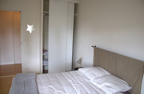 Gambetta Apartment | Spacious Apartment Near La Défense Arena, Family-Friendly